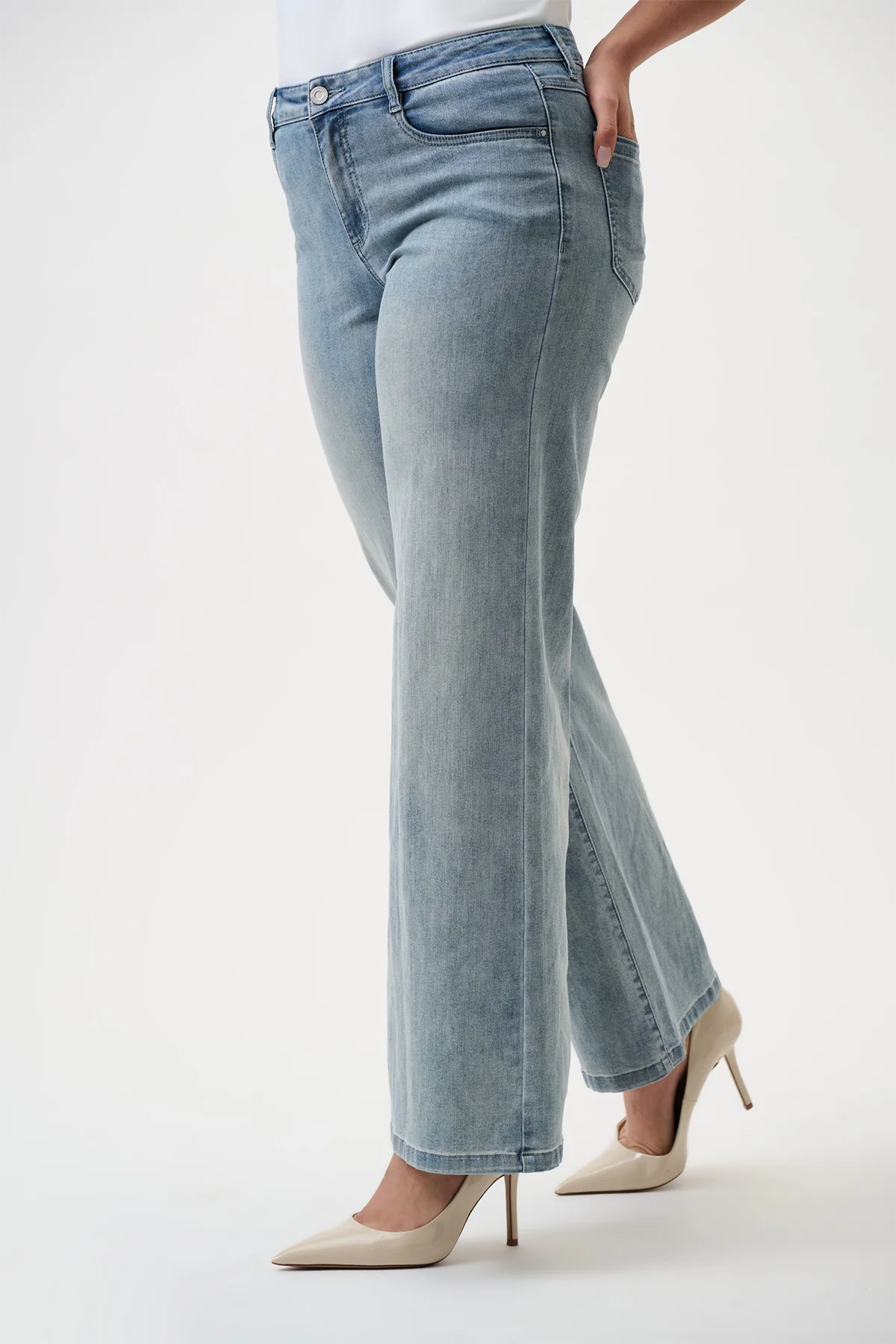 Goldie Classic Wide-Leg Stretch Jeans - Image 3