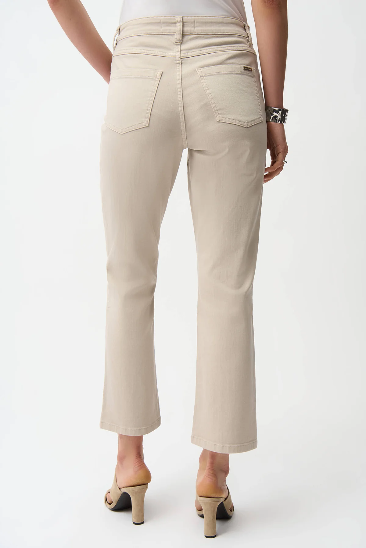 Margot | Classic Straight Leg Stretch Jeans - Image 3