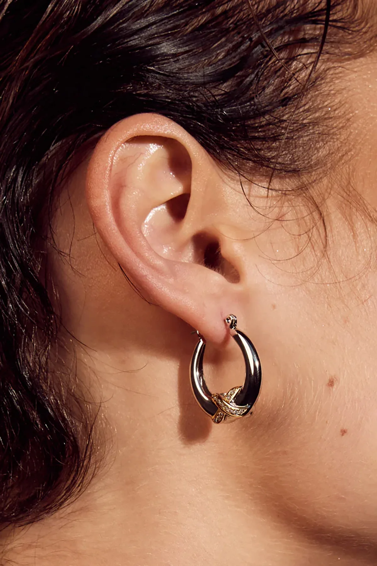 Martina X Hoops - Image 3