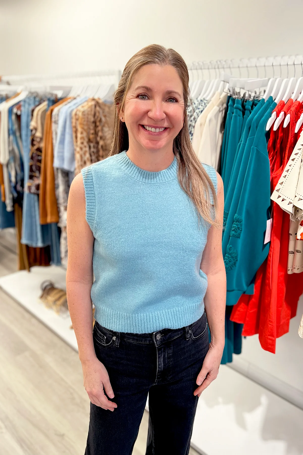 Sleeveless Crew Neck Knit Top